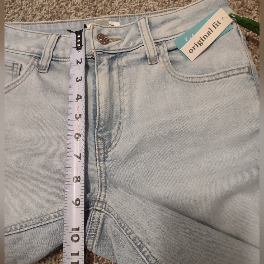 Light Blue Women's Jeans - Picture 7 of 12